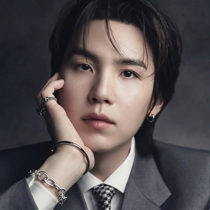AGUST D